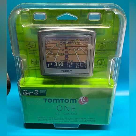 TomTom One GPS 3rd Edition Bundle with Mount Car Charger USB Cable Brand New NIB - Picture 1 of 2